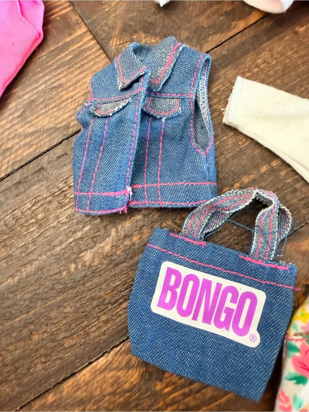 Vintage 1992 Mattel, Barbie Bongo Fashion, Mixed Clothing, Lot Of Seven GUC